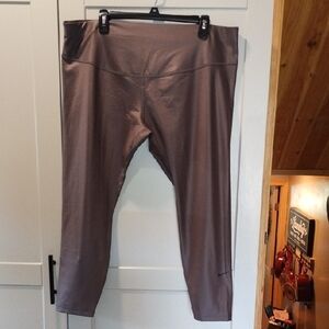 Nike Dri-FIT Active Top in Light Brown